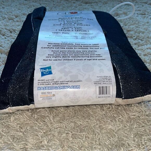 New Hasbro Game CLUE Backpack Beach Towel Set Tote Bag Bath Pool Park Party Kids - Picture 4 of 7